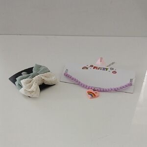 Kids Bow Hair Clips & A Set Of Purple Beaded Necklace With Pink Heart  NWT
